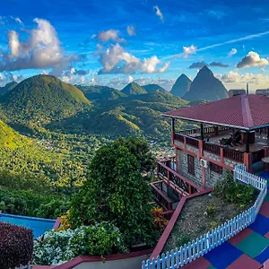 Samfi Gardens Soufrière